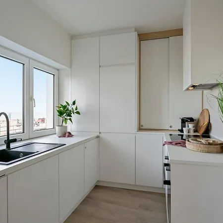 Huswell - Stylishly Refurbished With Sea View Lägenhet *